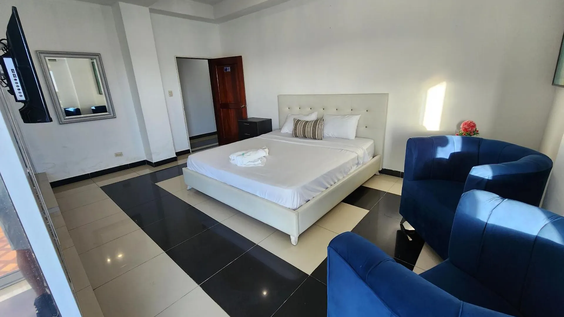 Ocean View Suites Bellamar Los Mameyes  아파트호텔 Los Mameyes (Santo Domingo)